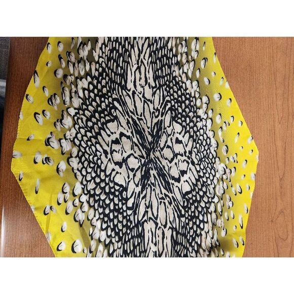 Furla BEAUTIFUL yellow and black diamond scarf (PF) - Picture 2 of 6